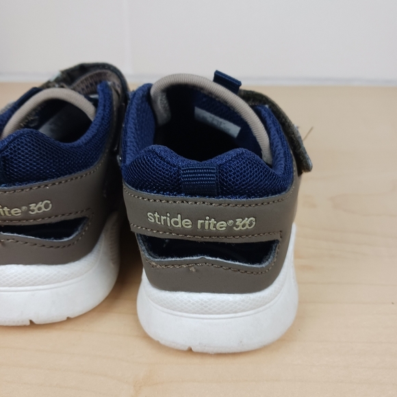 Stride Rite 360 Brinley Boys Size 9M Sandals Closed Toe Brown & Blue - Picture 7 of 8